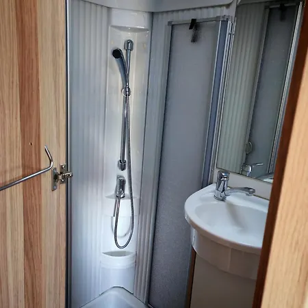 Balatoni Lakoauto 营地 希欧福克