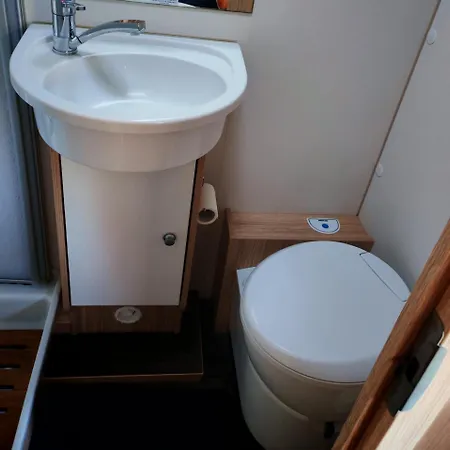 营地 Balatoni Lakoauto